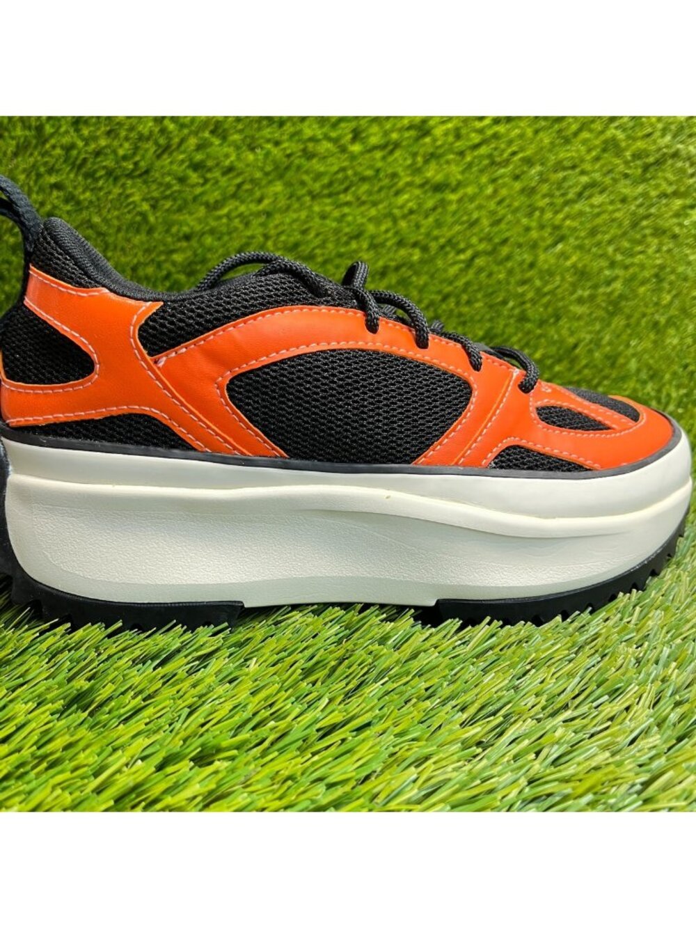 Converse Run Star Veloz Low Womens Size 6.5 Black Orange Athletic Shoes Sneakers